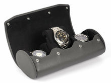 Load image into Gallery viewer, CARAPAZ LEATHER WATCH STORAGE CASE FOR 3 WATCHES IN GREY SAFFIANO
